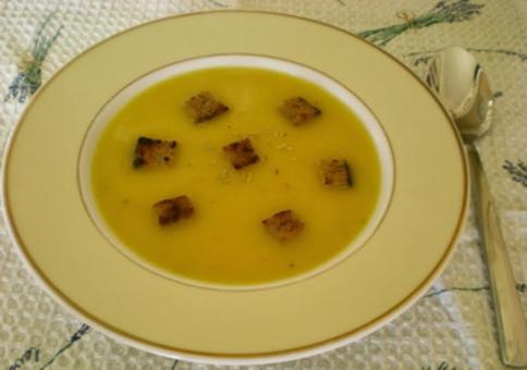 Zupa krem z żółtej papryki! [PRZEPIS]