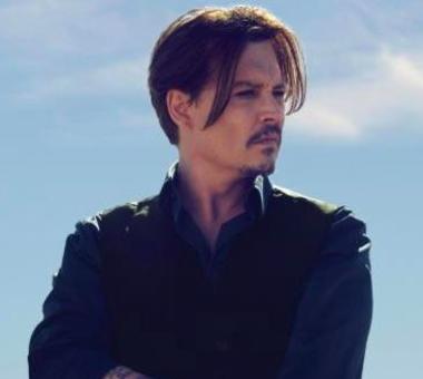 Johnny Depp już tak nie wygląda! Co się stało z przystojnym aktorem?!