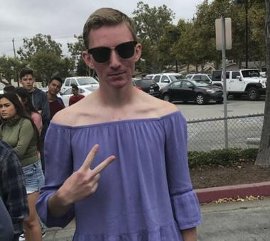 Kalifornijskie liceum uznało bluzki z odkrytymi ramionami za zbyt WYZYWAJĄCE!