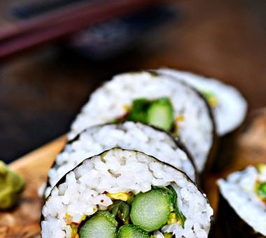 Sushi ze szparagami! [PRZEPIS]