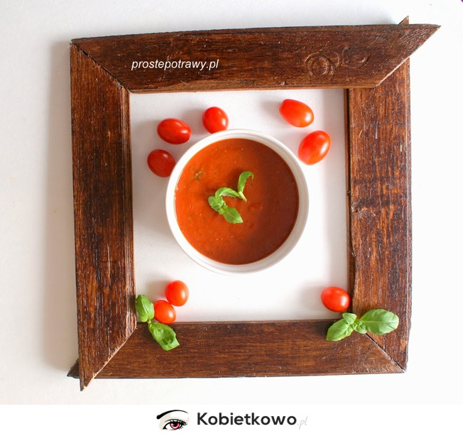 Kremowa zupa pomidorowa - zupełnie nowy smak [PRZEPIS]
