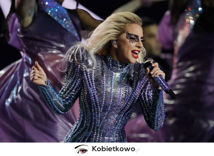 Lady Gaga odwołuje koncerty z powodu TAJEMNICZEJ CHOROBY!