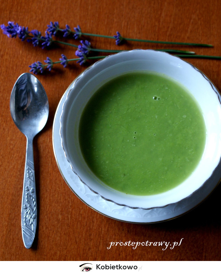 Zupa z zielonego groszku z czosnkiem (dietetyczna)! [PRZEPIS]