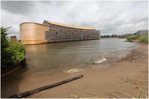 Ten szalony Holender zbudował Arkę na wypadek potopu.