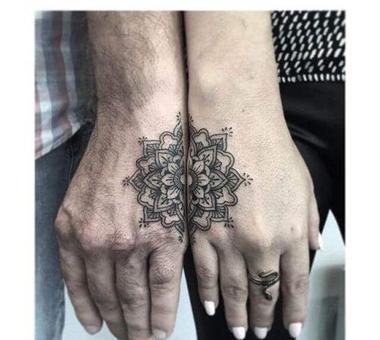 Tatuaże dla par! Czy to dobry pomysł?
