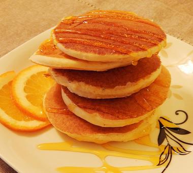 Pancakes kukurydziane ze złocistym syropem! [PRZEPIS]