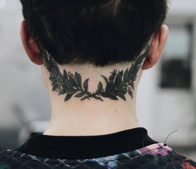 5 faktów o tatuażach na szyi!