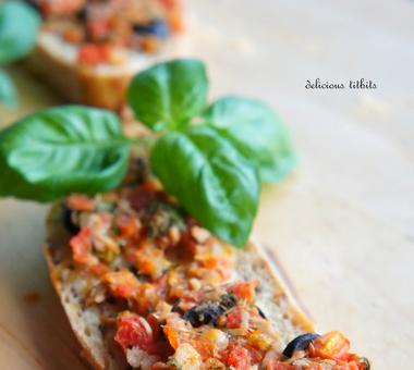 Włoska bruschetta z pomidorami! [PRZEPIS]