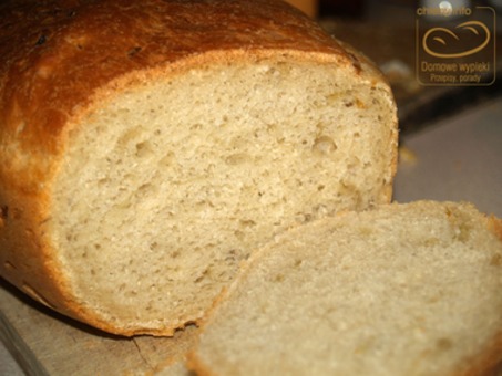 Chleb cebulowy - kiedy masz dość jedzenia ciągle tego samego [PRZEPIS]