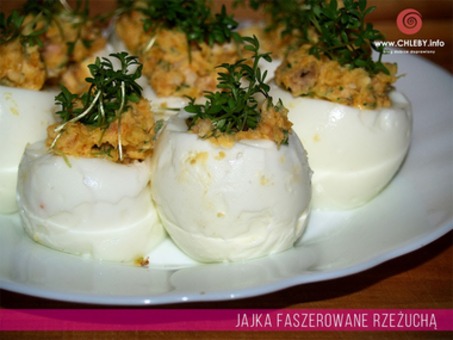 Jajka faszerowane z rzeżuchą - super pomysł na wielkanocne śniadanie [PRZEPIS]