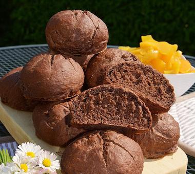 Kakaowe bułeczki pełnoziarniste - nie tylko na śniadanie [PRZEPIS]